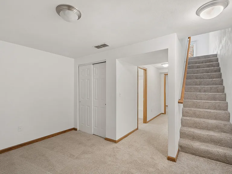ReNew Edwardsville Apartment Collection — Photo 18