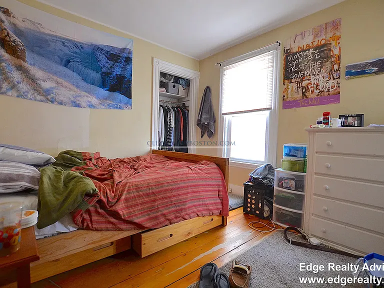 28 Highgate St — Photo 12