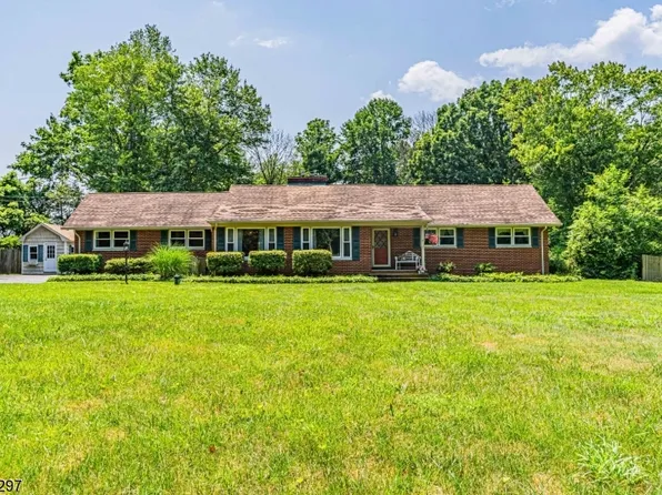 17 S Four Bridges Rd, Washington Twp., NJ 07930