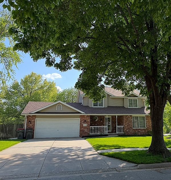 Walkout Large Corner Lot 