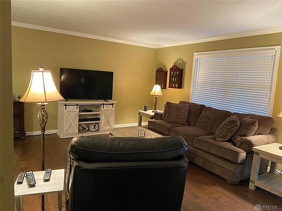 2nd image of 6320 Delcrest Dr