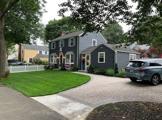 10 Sagamore Rd, Marblehead, MA 01945