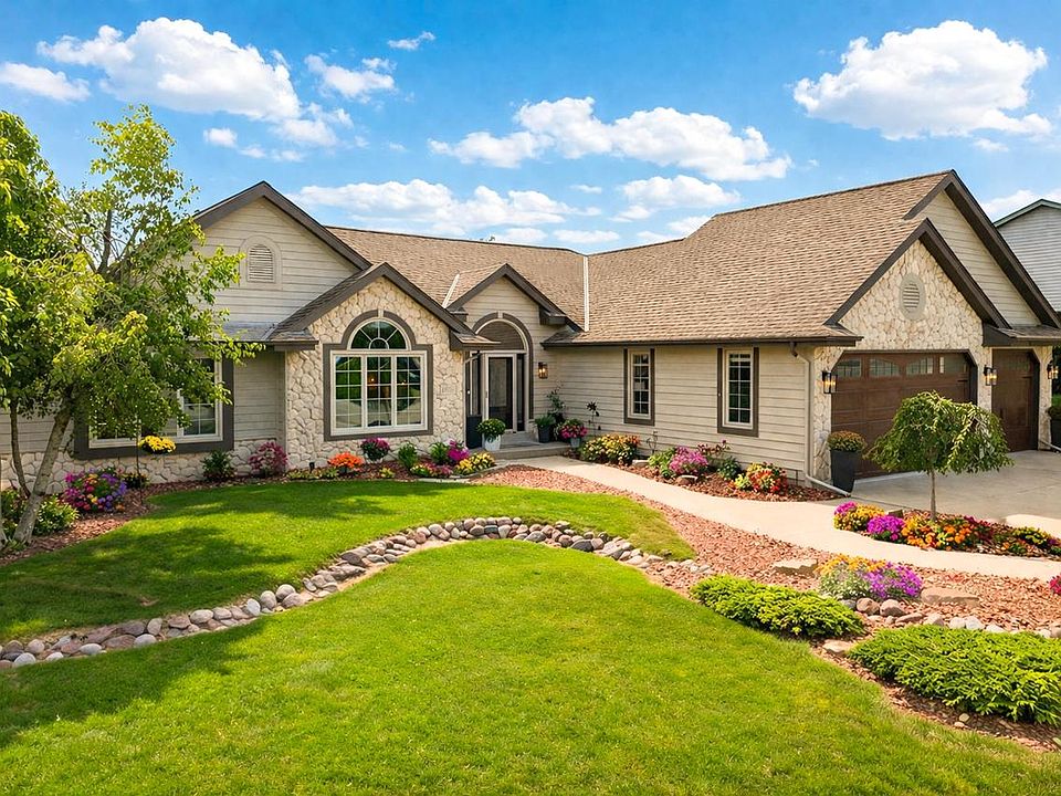 1st image of 618 Two Rivers DRIVE