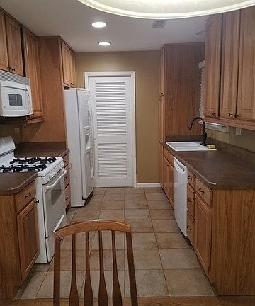 4th image of 7938 Knottingham Cir APT D