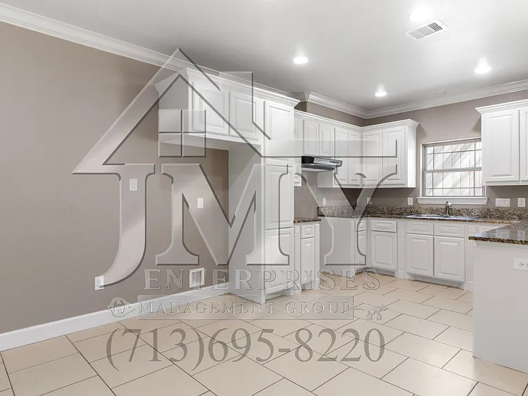 9502 Craven Gardens St #A — Photo 3