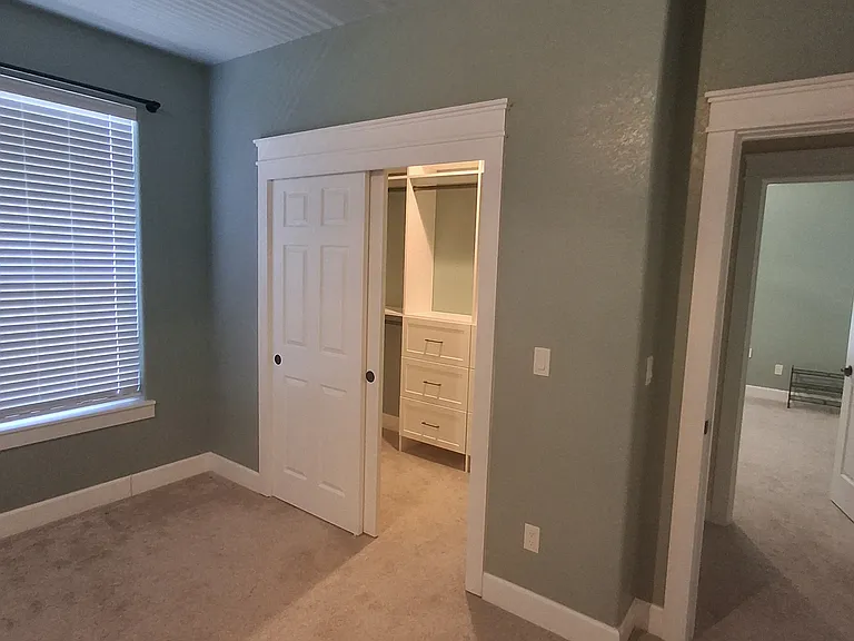 656 Nobility Dr — Photo 23