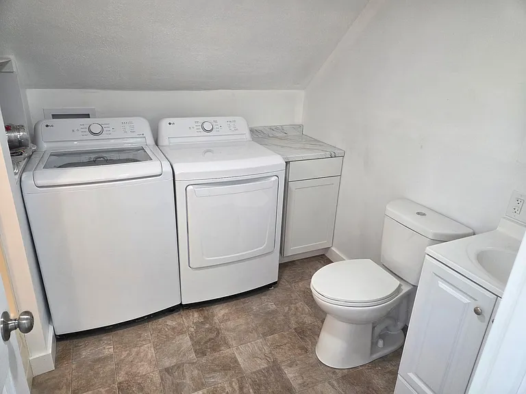 44 W Main St #A — Photo 6