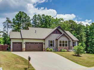 305 Bayswater Ln, Greer, SC 29651