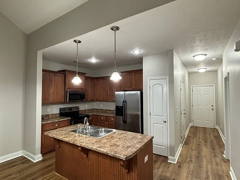 333 High Meadows Pl — Photo 4