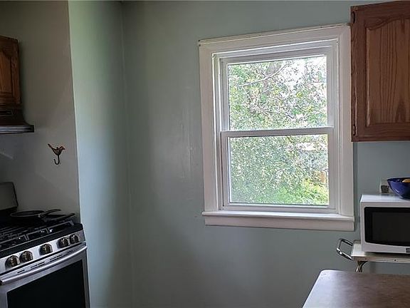 2nd image of 182 Crestwood Ave