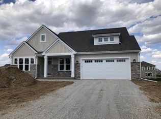 1100 Spruce Ct, Oconomowoc, WI 53066