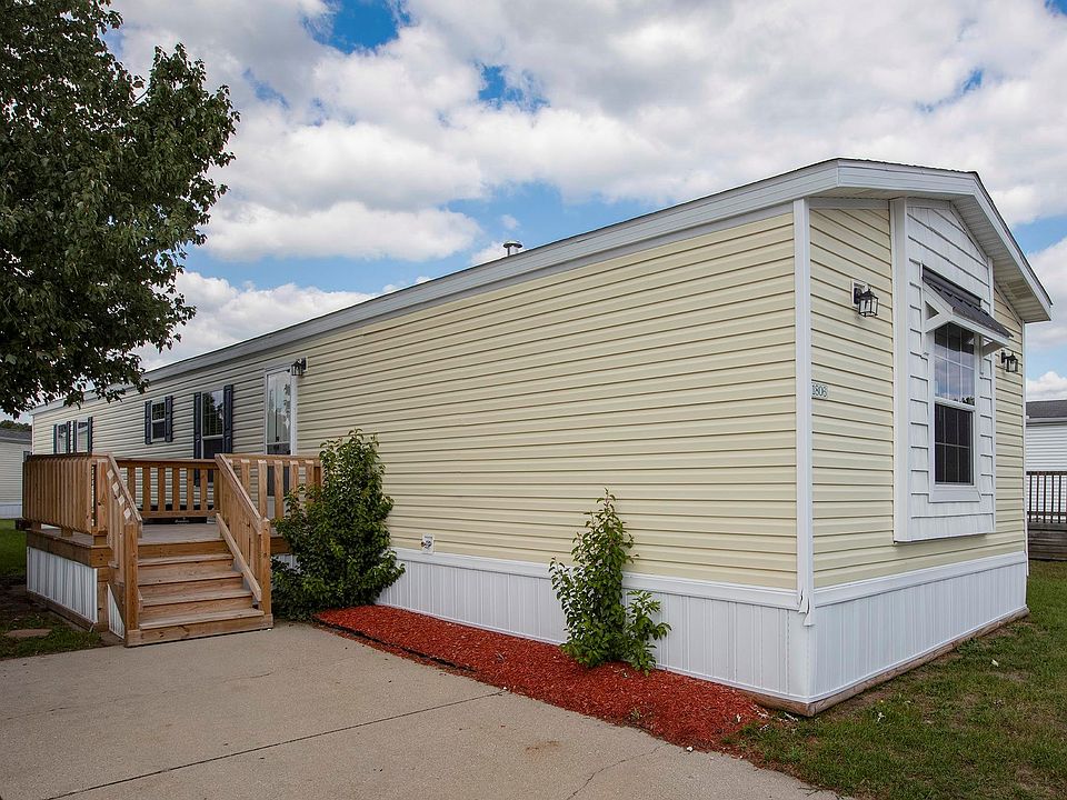 Exterior Image-3-Adventure 97 Parke Place