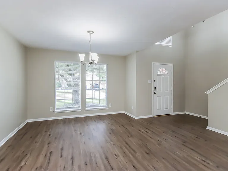 31107 Perlican Dr — Photo 6