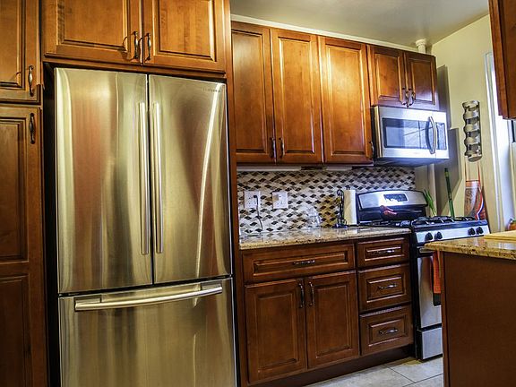 4th image of 30-81 54th St #5B