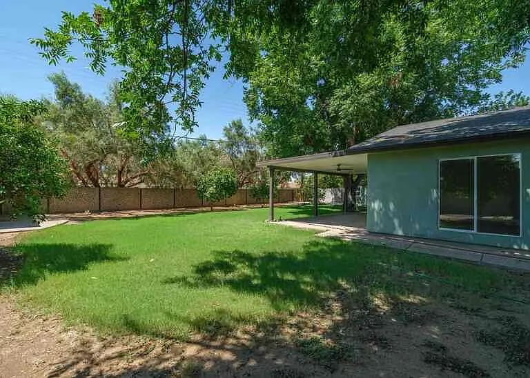 121 W Orchid Ln — Photo 33
