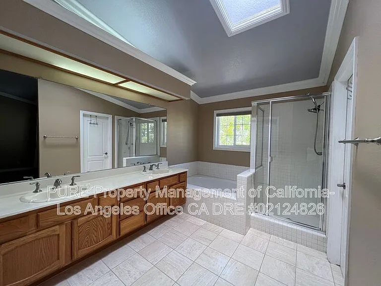 2300 Maple Ave #44 — Photo 13