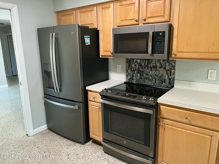 250 Debra Ct — Photo 28