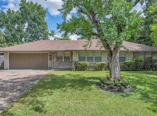 8714 Blankenship Dr, Houston, TX 77080