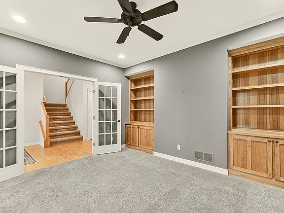 3rd image of 5145 Scenic Oak Dr SW