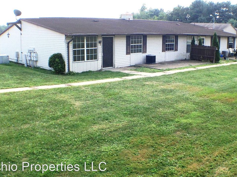 1st image of 505 Pine Valley Dr APT A4