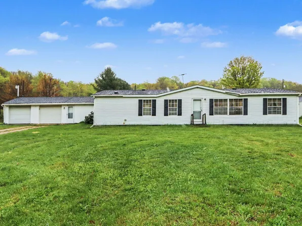 691 26th St, Allegan, MI 49010