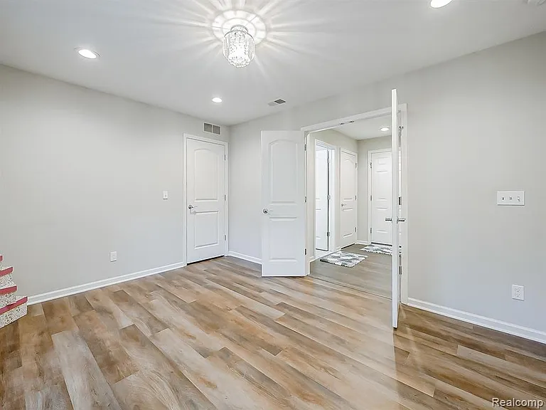 47707 Alden Ter N — Photo 28
