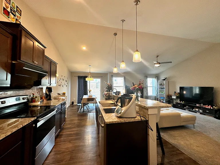 2202 Shady Grove Rd SW — Photo 16