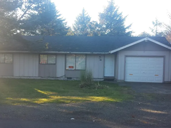327 Ensign Ave NW, Ocean Shores, WA 98569