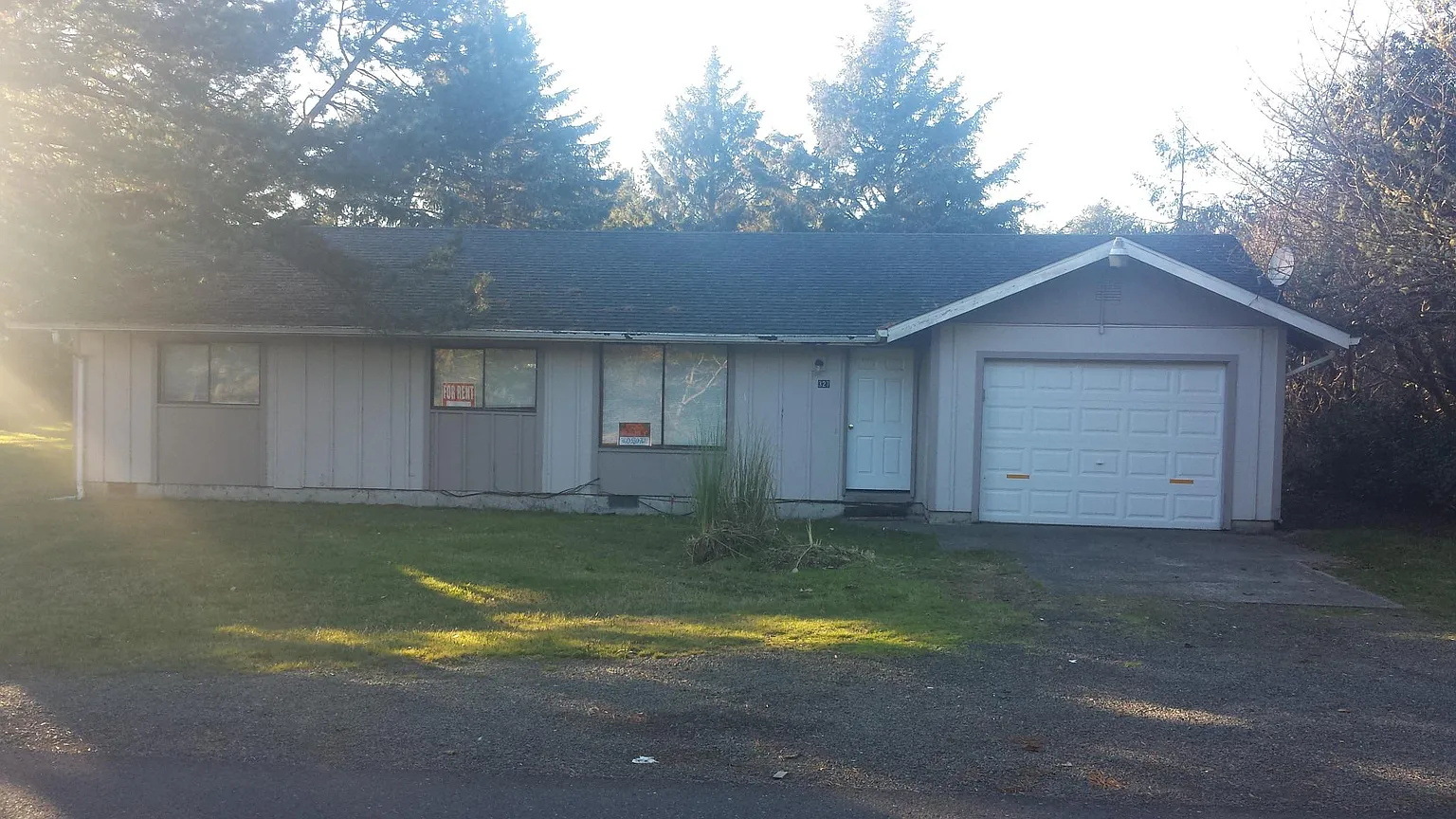 327 Ensign Ave NW photo 1