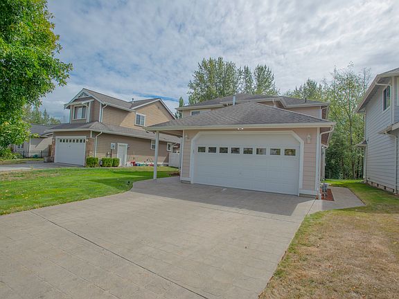 2nd image of 1217 Garland Ln