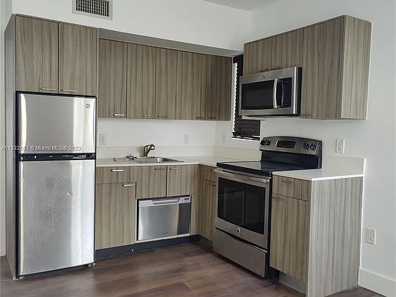 3rd image of 551 Michigan Ave APT 115
