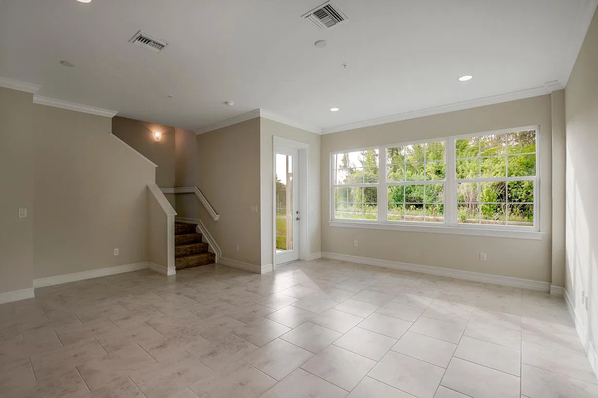 3 bed, 2.5 bath, 1729 sqft, $2,350 — Photo 4