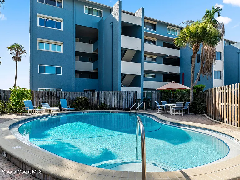 5050 Ocean Beach Blvd #301 — Photo 27