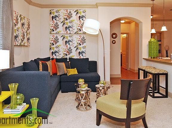 4th image of 905 Lake Lily Dr APT C125