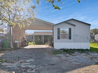 1813 Gale Dr, Azle, TX 76020