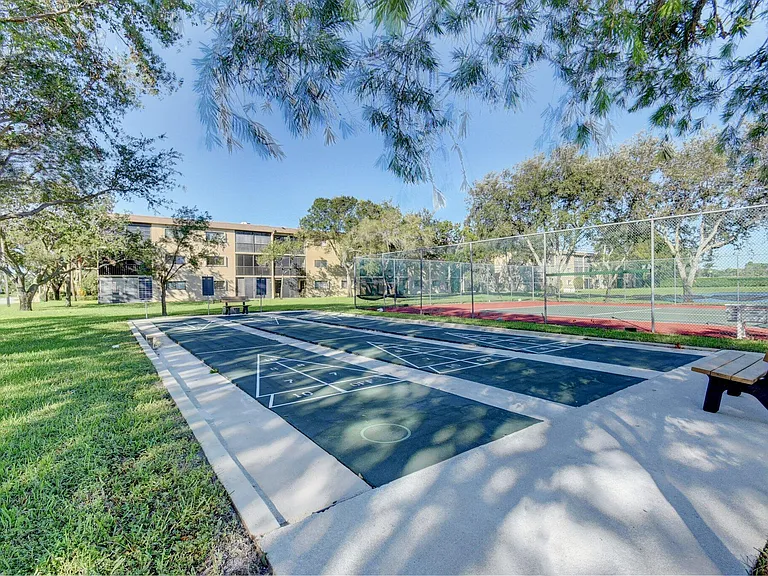 15234 Lakes Of Delray Blvd #276 — Photo 41