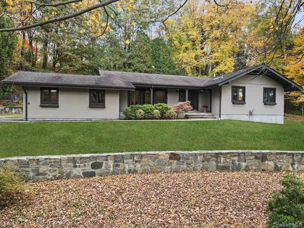 20 Faraway Road, Armonk, NY 10504