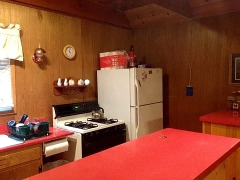 Furnished Ski Lease cabin — Photo 2
