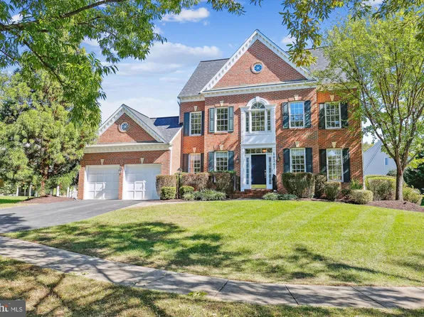 18307 Crestmount Rd, Boyds, MD 20841