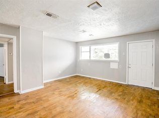 6015 Beekman Rd, Houston, TX 77021