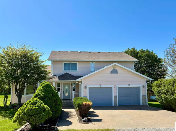 25061 Angus Dr, Hughesville, MO 65333