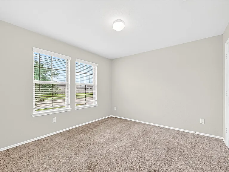 21414 Hartford Hollow Ln — Photo 6