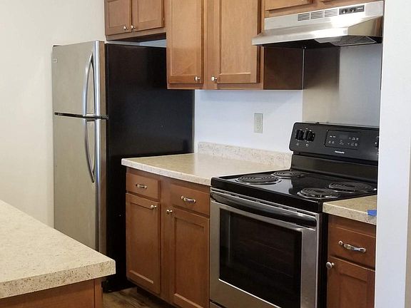 5th image of 420 Vine St APT 2