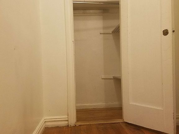 5th image of 490 W 187th St APT 5A