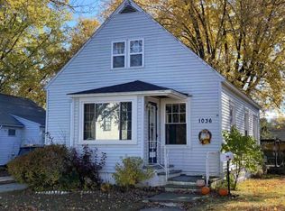 1036 Walnut St, Marinette, WI 54143