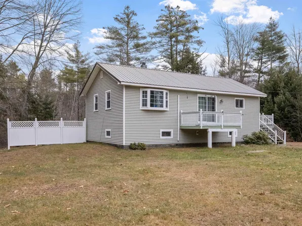 6 Mayflower Drive, Chichester, NH 03258
