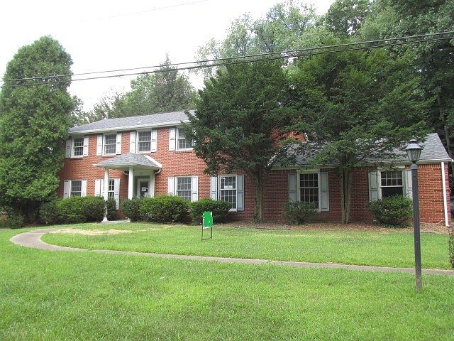 1st image of 1052 Dearborn Circle Gln