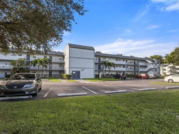 8421 Lagos De Campo Blvd APT 307T