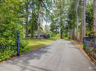 16804 NE 195th St, Woodinville, WA