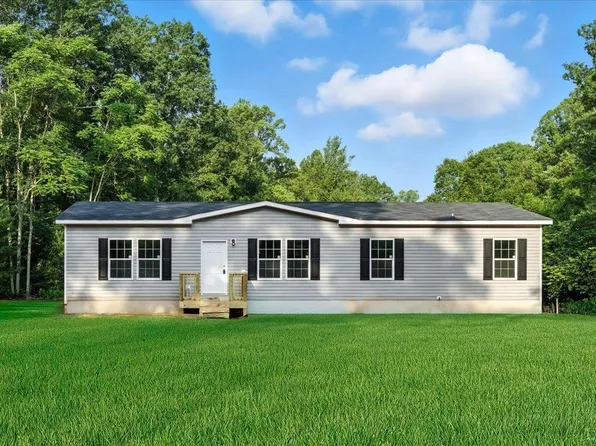 1546 Huntington Dr, Bedford, VA 24523